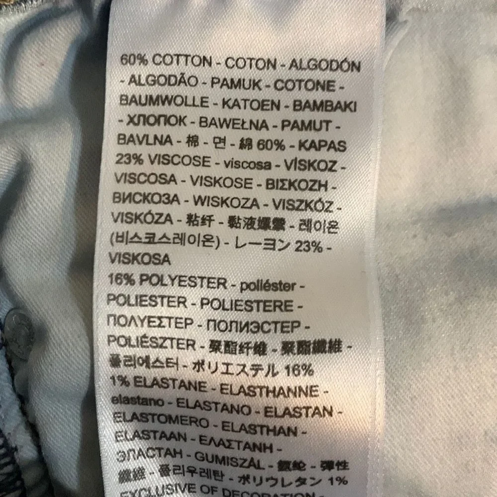Levi’s 311 Shaping Skinny Size 28 / Inseam 28 Vintage Y2K